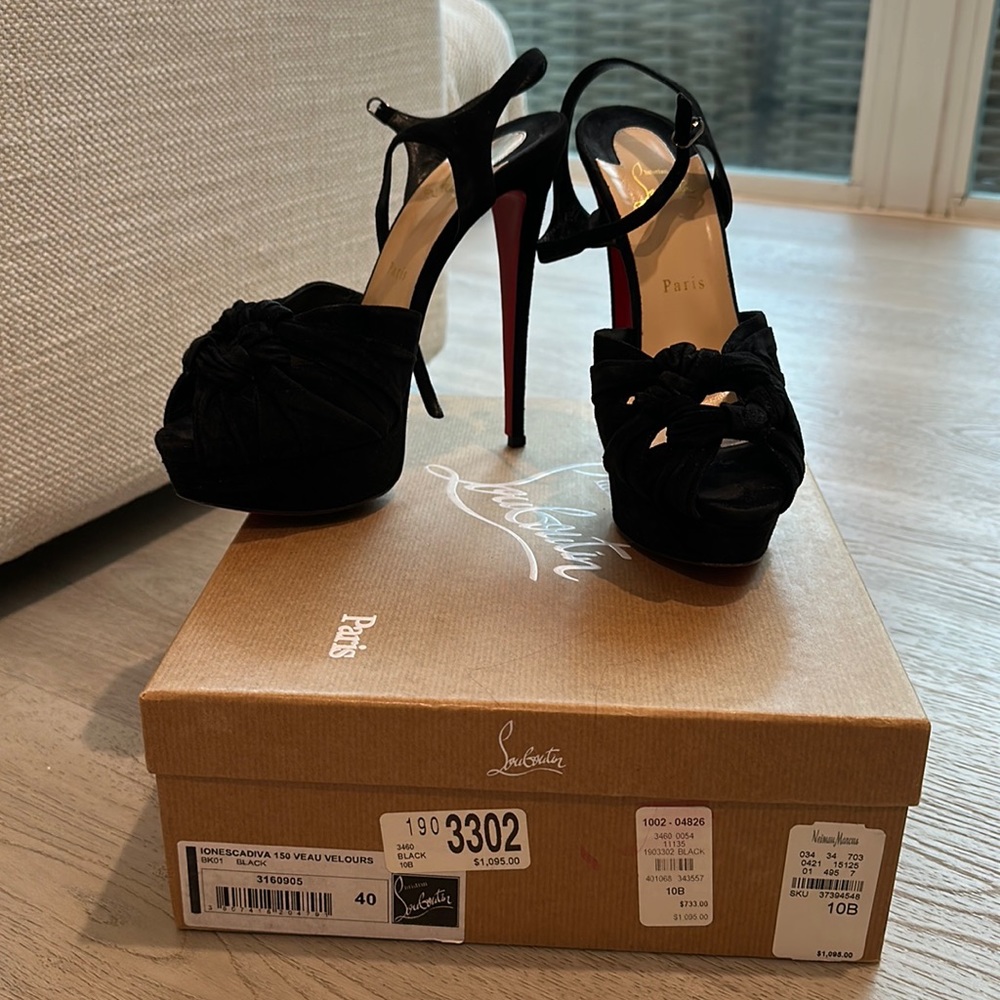 Sexy  Louboutin black heels